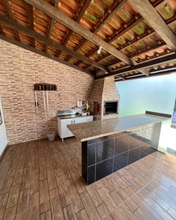 Imagem Casa com 3 Quartos à Venda, 195 m² em Balneário Eliane - Guaratuba Imagem Casa com 3 Quartos à Venda, 195 m² em Balneário Eliane - Guaratuba