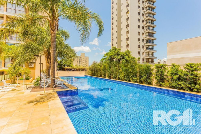 Imóvel com 2 Quartos à Venda,  em Passo Da Areia - Porto Alegre
