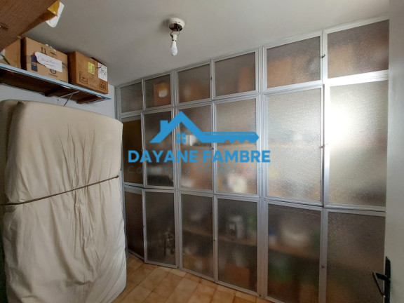 Imagem Apartamento com 3 Quartos à Venda, 180 m²
