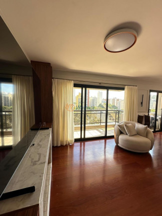 Imóvel com 3 Quartos à Venda, 240 m² em Cambuí - Campinas