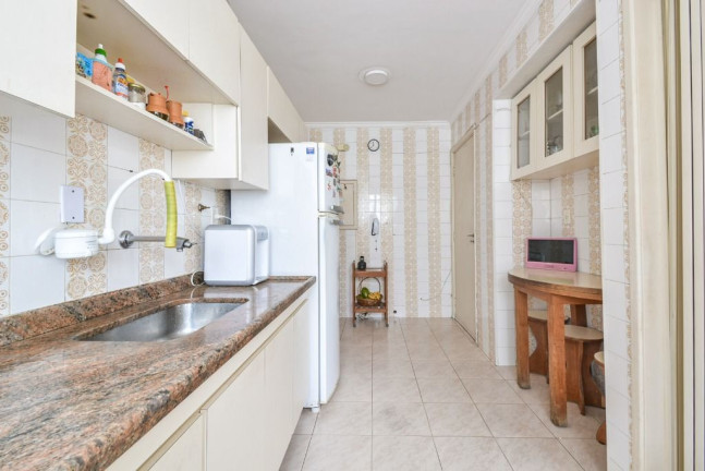 Imagem Apartamento com 3 Quartos à Venda, 135 m² em Moema - São Paulo
