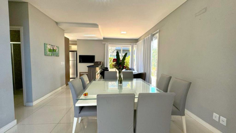 Imagem Casa com 4 Quartos à Venda, em Zona Nova - Capao Da Canoa Imagem Casa com 4 Quartos à Venda, em Zona Nova - Capao Da Canoa
