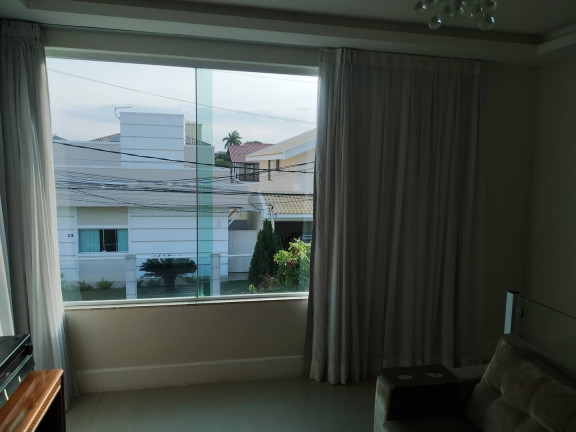 Imagem Casa com 3 Quartos à Venda, 450 m² em Parque Santo Amaro - Campos Dos Goytacazes Imagem Casa com 3 Quartos à Venda, 450 m² em Parque Santo Amaro - Campos Dos Goytacazes
