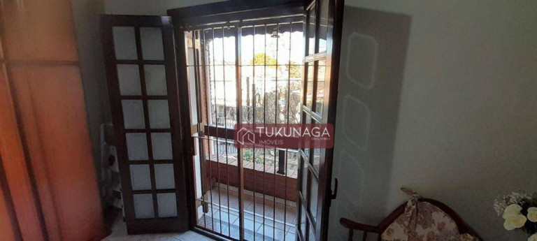 Imagem Sobrado com 3 Quartos à Venda, 192 m² em Vila Galvão - Guarulhos Imagem Sobrado com 3 Quartos à Venda, 192 m² em Vila Galvão - Guarulhos