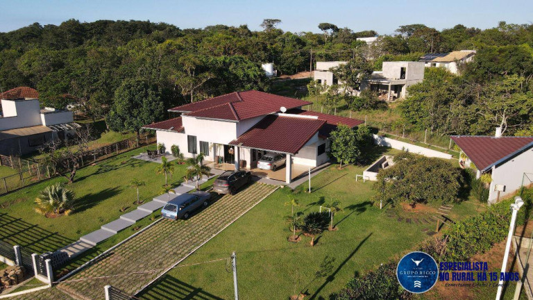 Imagem Chácara com 3 Quartos à Venda, 1 m² em Zona Rural - Hidrolândia Imagem Chácara com 3 Quartos à Venda, 1 m² em Zona Rural - Hidrolândia