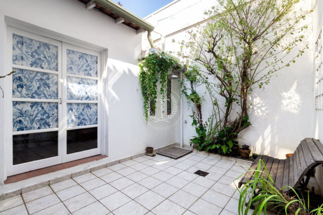 Imagem Casa com 2 Quartos à Venda, 140 m² em Pinheiros - São Paulo Imagem Casa com 2 Quartos à Venda, 140 m² em Pinheiros - São Paulo