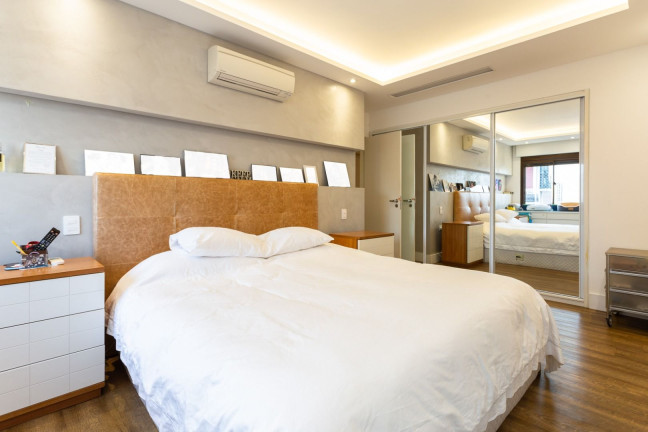 Imagem Apartamento com 3 Quartos à Venda, 185 m² em Real Parque - São Paulo