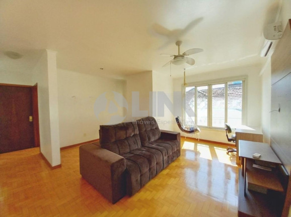 Imagem Apartamento com 2 Quartos à Venda, 68 m² em São João - Porto Alegre Imagem Apartamento com 2 Quartos à Venda, 68 m² em São João - Porto Alegre
