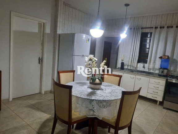 Imagem Casa com 3 Quartos à Venda, 177 m² em Santa Cruz - Rio Claro Imagem Casa com 3 Quartos à Venda, 177 m² em Santa Cruz - Rio Claro