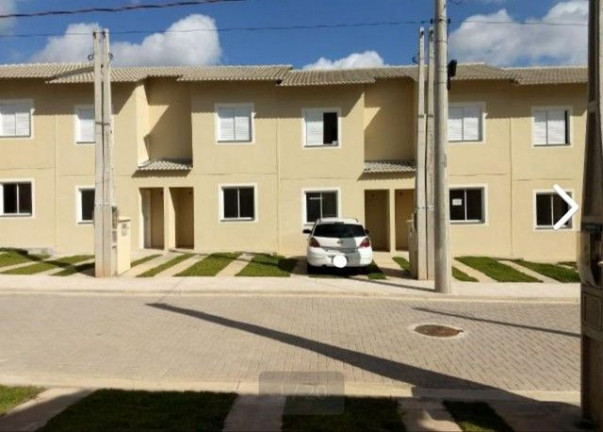 Sobrado com 2 Quartos à Venda, 57 m² em Jardim Colônia - Jacareí