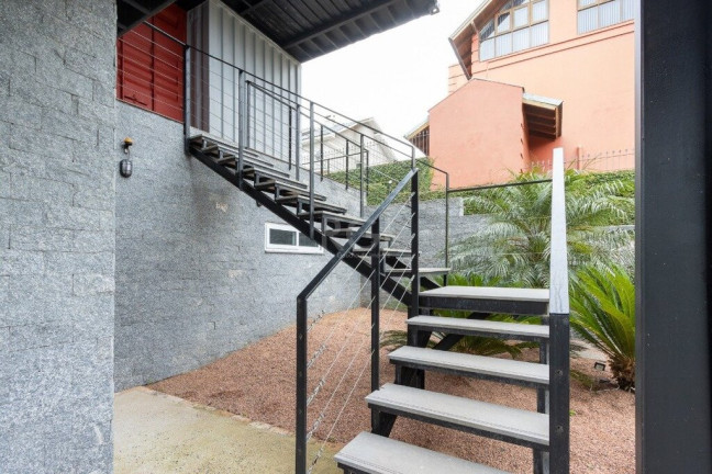 Imagem Casa com 3 Quartos à Venda, 333 m² em Teresópolis - Porto Alegre Imagem Casa com 3 Quartos à Venda, 333 m² em Teresópolis - Porto Alegre