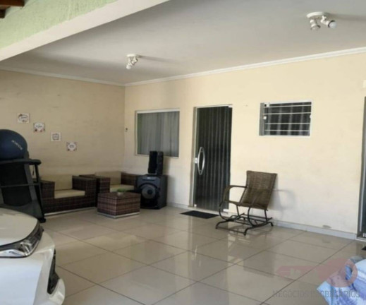 Casa com 3 Quartos à Venda, 180 m² em Wanel Ville - Sorocaba