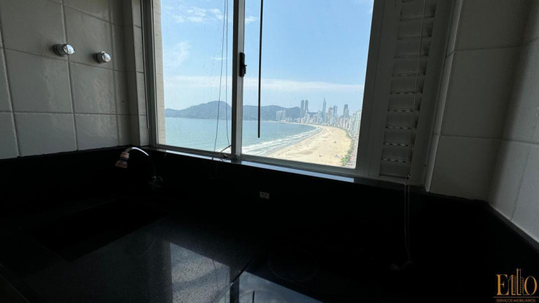 Imagem Apartamento com 2 Quartos à Venda, 80 m² em Centro - Balneário Camboriú