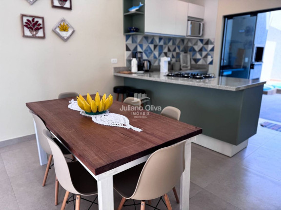 Imagem Casa com 3 Quartos à Venda, 112 m² em Barra Do Sai - Itapoá