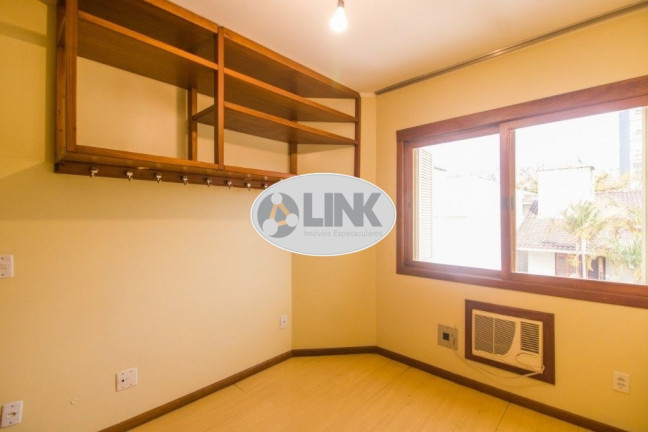 Imagem Apartamento com 3 Quartos à Venda, 142 m² em Higienópolis - Porto Alegre Imagem Apartamento com 3 Quartos à Venda, 142 m² em Higienópolis - Porto Alegre