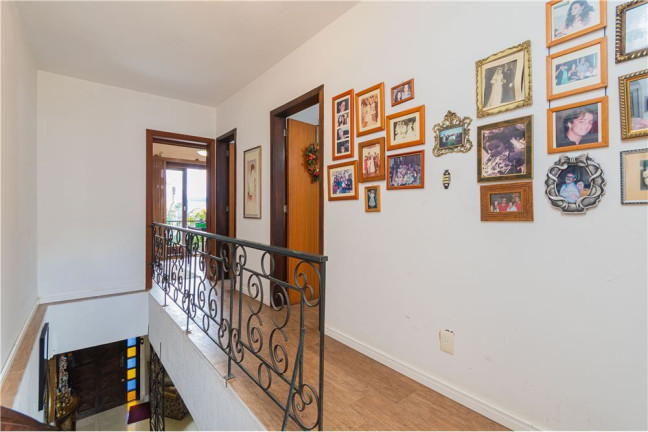 Imagem Casa com 2 Quartos à Venda, em Cidade Baixa - Porto Alegre Imagem Casa com 2 Quartos à Venda, em Cidade Baixa - Porto Alegre
