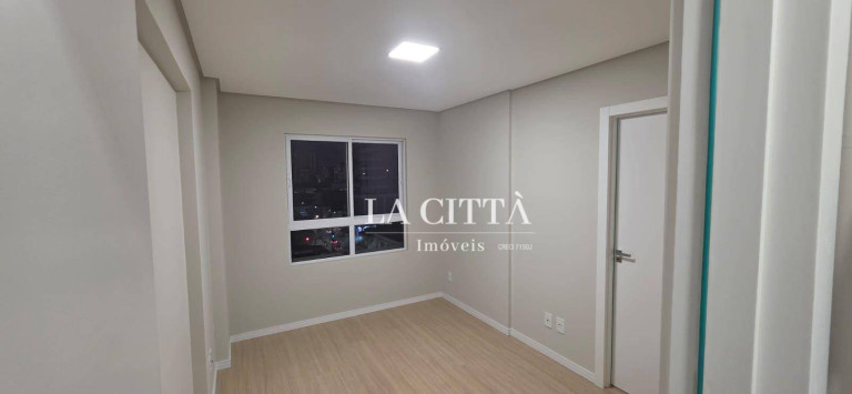 Imagem Apartamento com 2 Quartos para Alugar, 63 m² em Vila Operária - Itajaí Imagem Apartamento com 2 Quartos para Alugar, 63 m² em Vila Operária - Itajaí