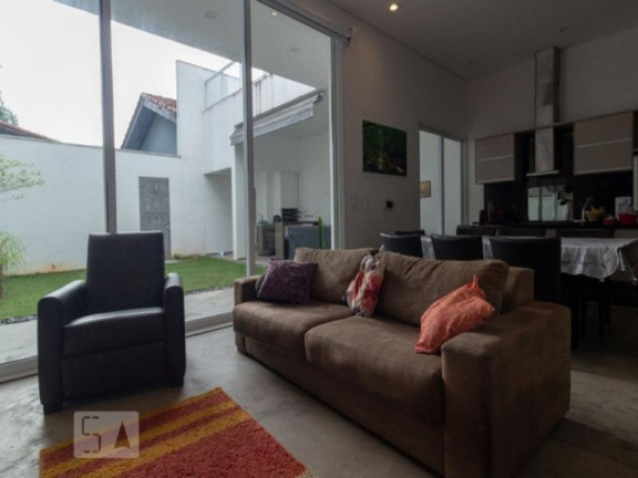 Imagem Casa com 3 Quartos à Venda, 300 m² em Brooklin Paulista - São Paulo Imagem Casa com 3 Quartos à Venda, 300 m² em Brooklin Paulista - São Paulo