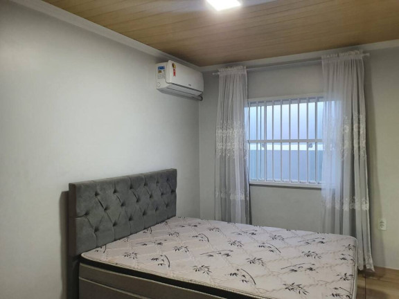 Imagem Casa com 3 Quartos à Venda, 155 m² em Centro - Balneário Barra Do Sul Imagem Casa com 3 Quartos à Venda, 155 m² em Centro - Balneário Barra Do Sul