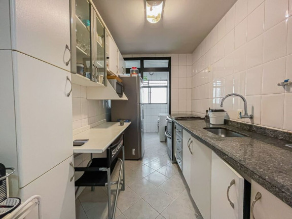 Imagem Imóvel com 3 Quartos à Venda,  em Vila Ipojuca - São Paulo