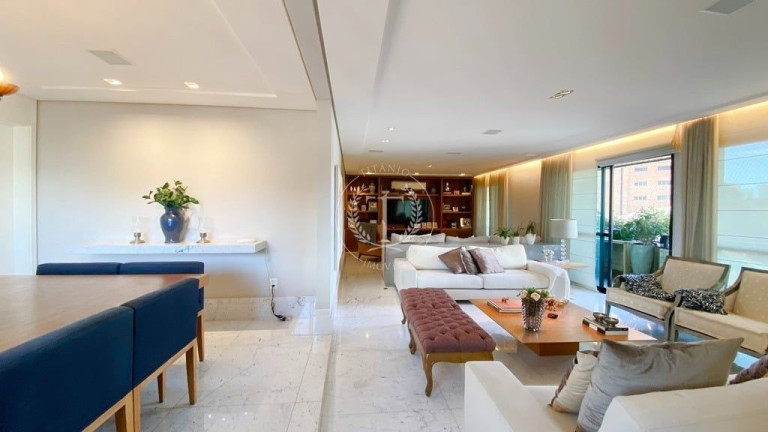 Imagem Apartamento com 3 Quartos à Venda, 326 m² em Moema - São Paulo Imagem Apartamento com 3 Quartos à Venda, 326 m² em Moema - São Paulo