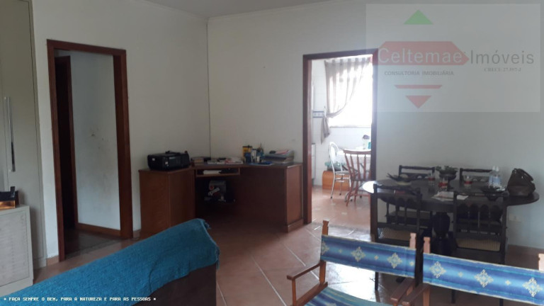 Imagem Casa com 2 Quartos à Venda, 199 m² em Centro - Taubaté Imagem Casa com 2 Quartos à Venda, 199 m² em Centro - Taubaté