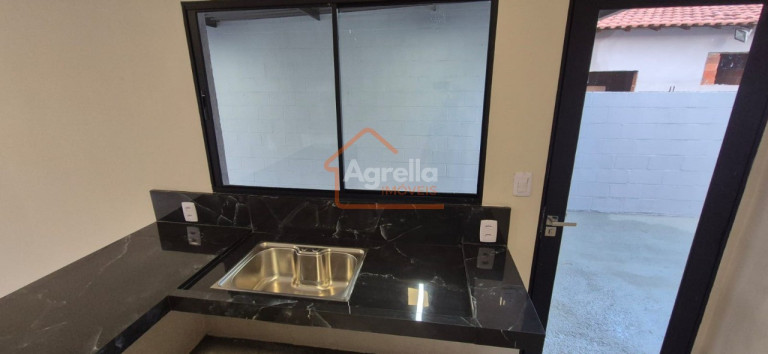 Imagem Casa com 3 Quartos à Venda, 107 m² em Jardim Guaçuano - Mogi Guaçu Imagem Casa com 3 Quartos à Venda, 107 m² em Jardim Guaçuano - Mogi Guaçu