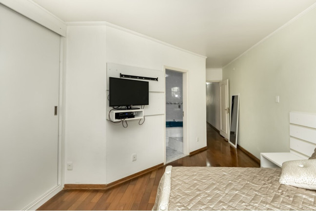 Imagem Casa com 3 Quartos à Venda, 260 m² Imagem Casa com 3 Quartos à Venda, 260 m²