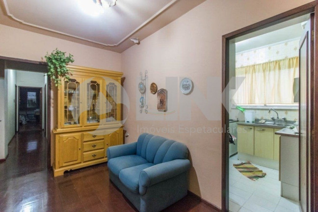 Imagem Apartamento com 3 Quartos à Venda, 140 m² em Centro Histórico - Porto Alegre Imagem Apartamento com 3 Quartos à Venda, 140 m² em Centro Histórico - Porto Alegre