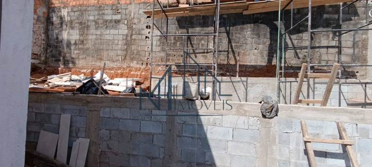 Imagem Casa com 3 Quartos à Venda, 360 m² em Jardim Mont Serrat - Aparecida De Goiânia Imagem Casa com 3 Quartos à Venda, 360 m² em Jardim Mont Serrat - Aparecida De Goiânia
