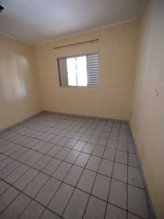 Imagem Casa com 1 Quarto para Alugar,  em Taboão - Diadema