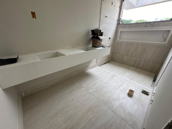 Imagem Casa com 4 Quartos à Venda, 340 m² em Portal Do Sol - Contagem Imagem Casa com 4 Quartos à Venda, 340 m² em Portal Do Sol - Contagem
