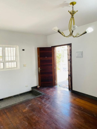 Imagem Casa com 3 Quartos para Alugar, 150 m² em Centro - Suzano Imagem Casa com 3 Quartos para Alugar, 150 m² em Centro - Suzano