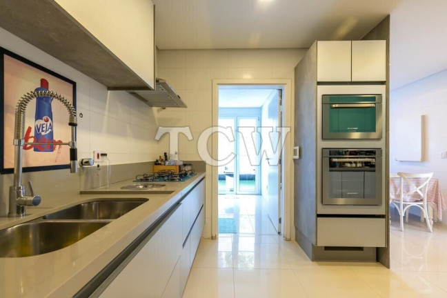 Imagem Casa de Condomínio com 4 Quartos à Venda, 550 m² em Jardim Petrópolis - São Paulo