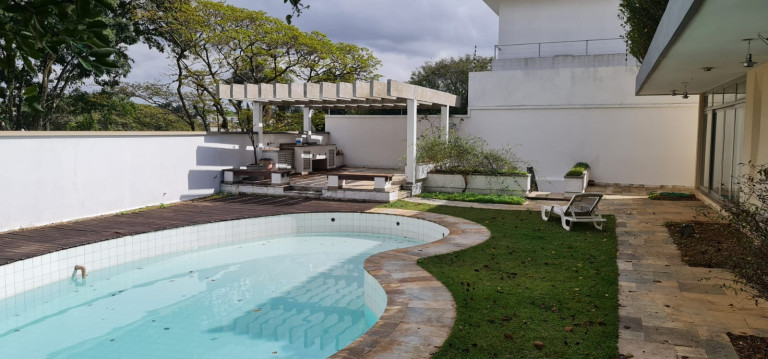 Imagem Casa com 6 Quartos à Venda, 820 m² em Cidade Jardim - São Paulo Imagem Casa com 6 Quartos à Venda, 820 m² em Cidade Jardim - São Paulo