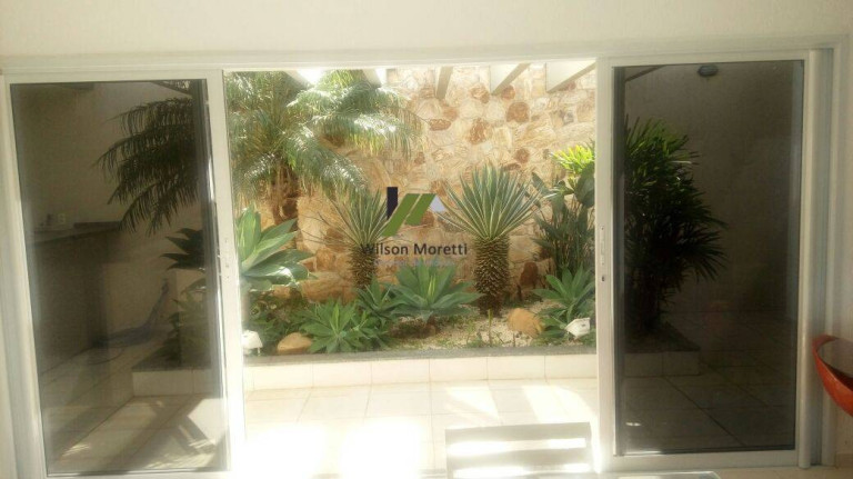 Imagem Casa de Condomínio com 1 Quarto à Venda, 150 m²