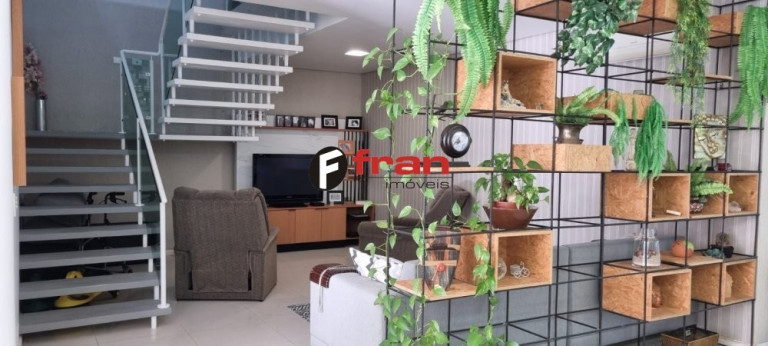 Imagem Casa com 5 Quartos à Venda, 329 m² em Santa Mônica - Florianópolis