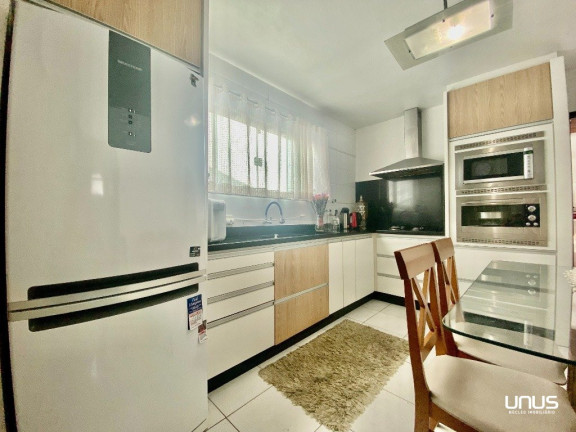 Imagem Casa com 2 Quartos à Venda, 104 m² em São Sebastião - Palhoça