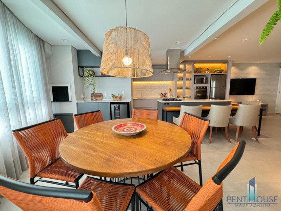 Imagem Apartamento com 2 Quartos à Venda, 88 m² em Centro - Balneário Camboriú