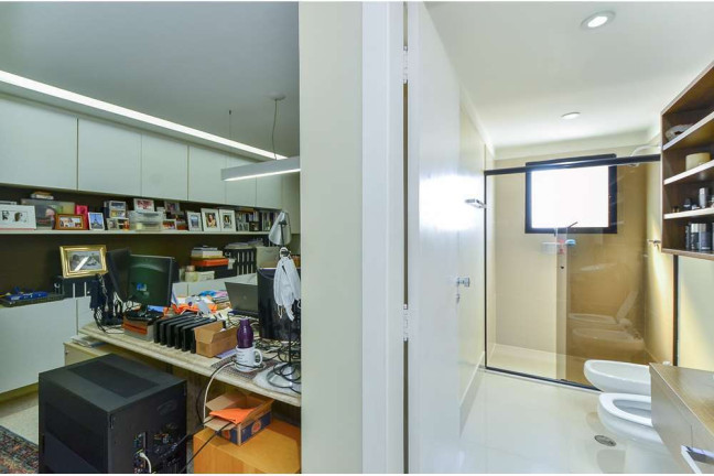 Imagem Apartamento com 3 Quartos à Venda, 250 m² em Moema - São Paulo