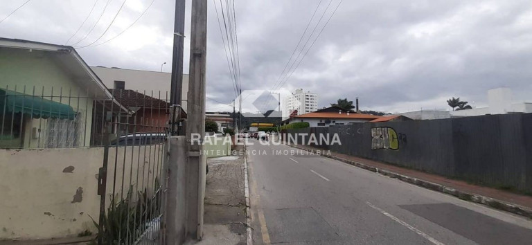 Imagem Casa com 3 Quartos à Venda, 140 m² em Kobrasol - São José