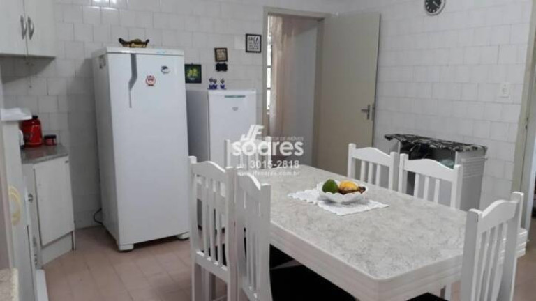 Imagem Apartamento com 2 Quartos à Venda, 113 m² em Centro - Pelotas Imagem Apartamento com 2 Quartos à Venda, 113 m² em Centro - Pelotas