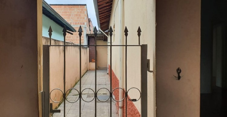 Imagem Imóvel com 3 Quartos à Venda, 234 m² em Vila Crispim - Cruzeiro Imagem Imóvel com 3 Quartos à Venda, 234 m² em Vila Crispim - Cruzeiro
