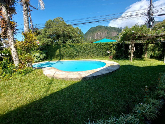 Imagem Casa com 3 Quartos à Venda, 166 m² em Carlos Guinle - Teresópolis