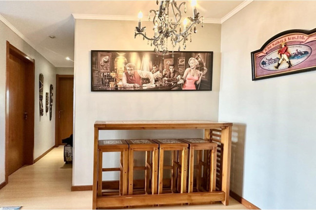 Imagem Imóvel com 3 Quartos à Venda, 108 m² em São Sebastião - Porto Alegre Imagem Imóvel com 3 Quartos à Venda, 108 m² em São Sebastião - Porto Alegre