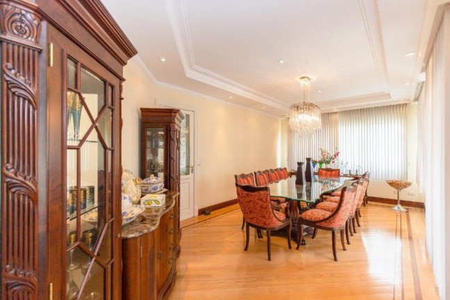 Imagem Casa com 4 Quartos à Venda, em Morumbi - São Paulo Imagem Casa com 4 Quartos à Venda, em Morumbi - São Paulo