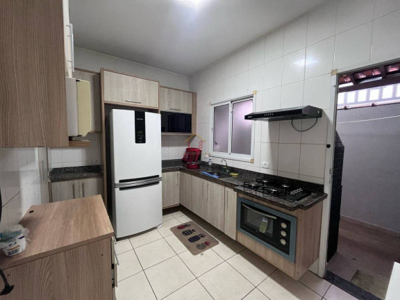 Imagem Casa com 3 Quartos à Venda, 82 m²