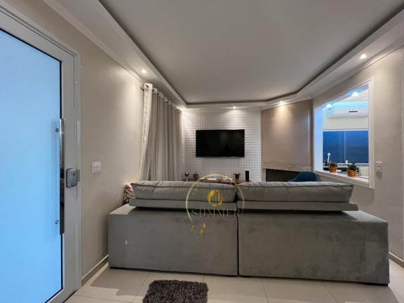 Imagem Casa com 3 Quartos à Venda, 300 m² em Mogi Das Cruzes Imagem Casa com 3 Quartos à Venda, 300 m² em Mogi Das Cruzes