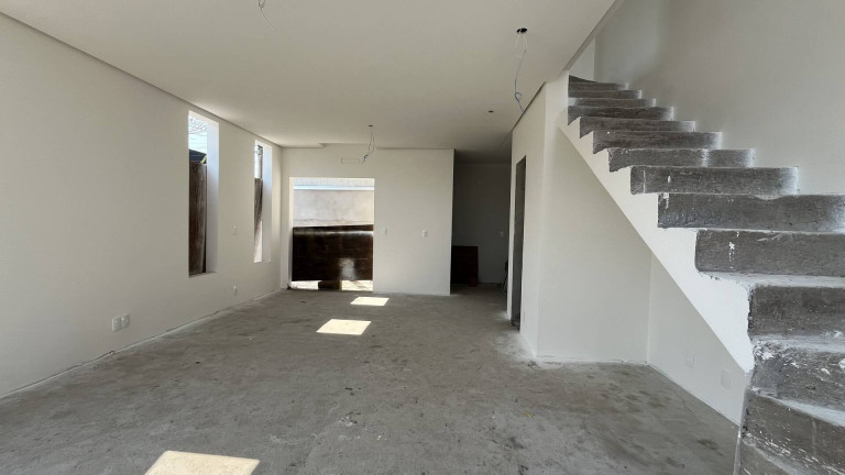 Imagem Sobrado com 2 Quartos à Venda, 80 m² em Estância Velha - Canoas Imagem Sobrado com 2 Quartos à Venda, 80 m² em Estância Velha - Canoas