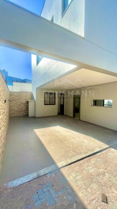 Imagem Casa com 3 Quartos à Venda, 160 m² em Córrego Grande - Florianópolis